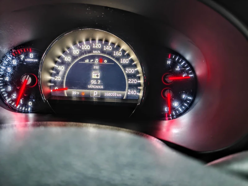 Kia Sorento 3.3 AWD SXL - Обдухване, дистрник, снимка 9 - Автомобили и джипове - 53215601