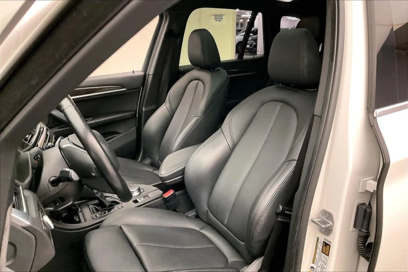 BMW X1 xDrive28i * CARFAX * АвтоКредит* (ЦЕНА ДО БГ), снимка 6 - Автомобили и джипове - 53264794