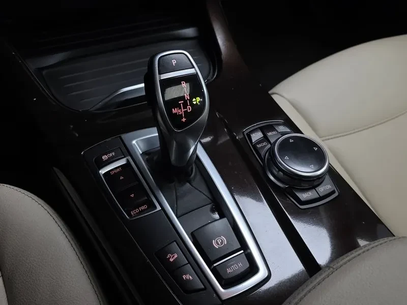 BMW X4 2.0d, снимка 9 - Автомобили и джипове - 54605257