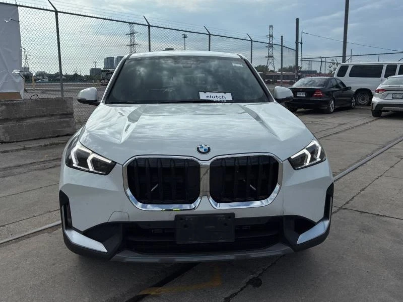 BMW X1 * xDrive28i * КОМПЛЕКТ ГУМИ * 2 КЛЮЧА * АВТОКРЕДИТ, снимка 2 - Автомобили и джипове - 54906353