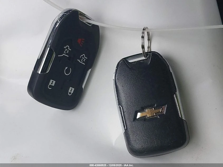 Chevrolet Tahoe 5.3L V-8 DI, VVT, 355HP 4X2 Drive | Mobile.bg � ����������� 3