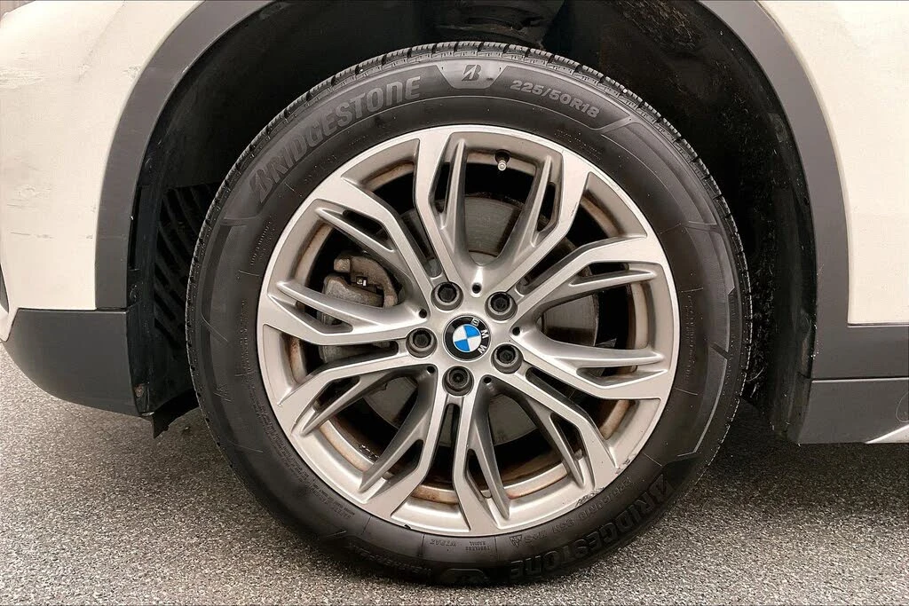 BMW X1 xDrive28i * CARFAX * АвтоКредит* (ЦЕНА ДО БГ) - изображение 10