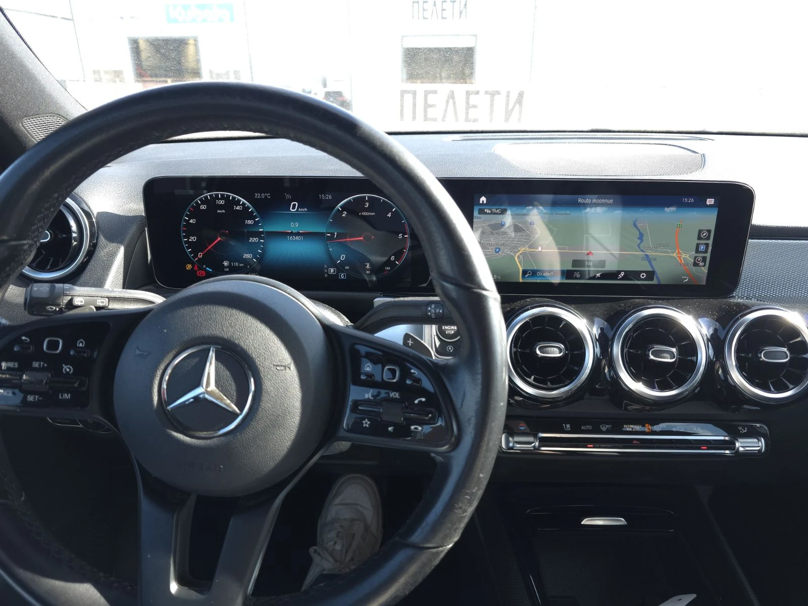 Mercedes-Benz GLB 180d 2.0d Навигация| Камера| Подгрев, снимка 13 - Автомобили и джипове - 53784573