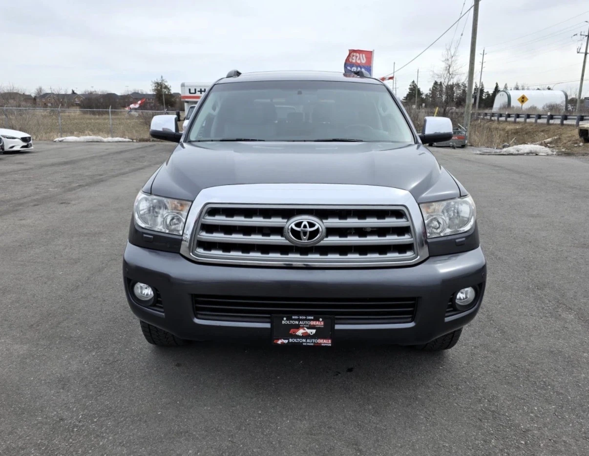 Toyota Sequoia Limited * 8 Места * Евро 6 * Keyless * Камера * , снимка 2 - Автомобили и джипове - 54034623