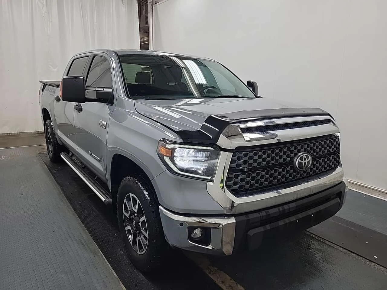 Toyota Tundra * CREW CAB SHORT BED * , снимка 2 - Автомобили и джипове - 54109883