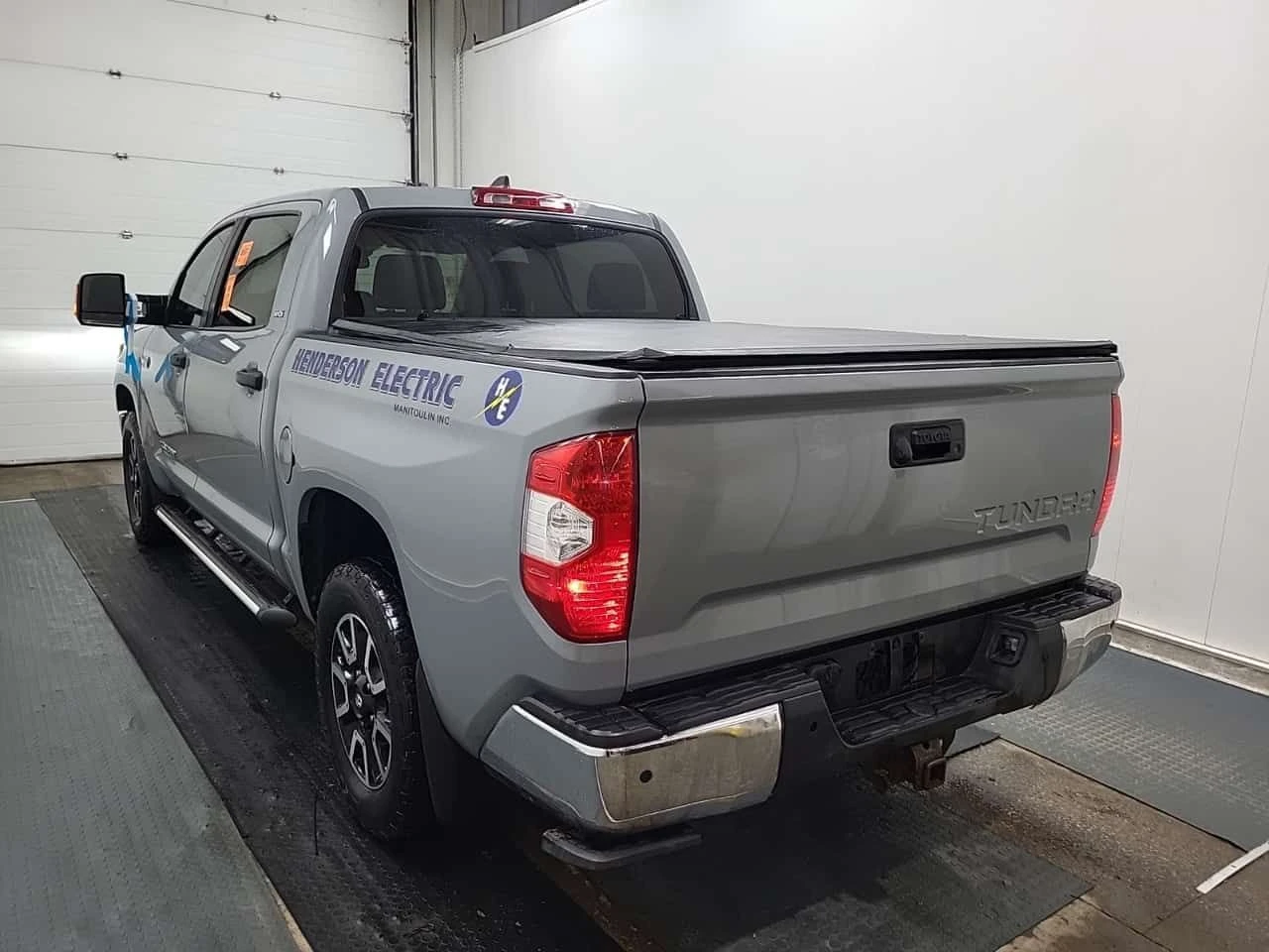Toyota Tundra * CREW CAB SHORT BED * , снимка 5 - Автомобили и джипове - 54109883