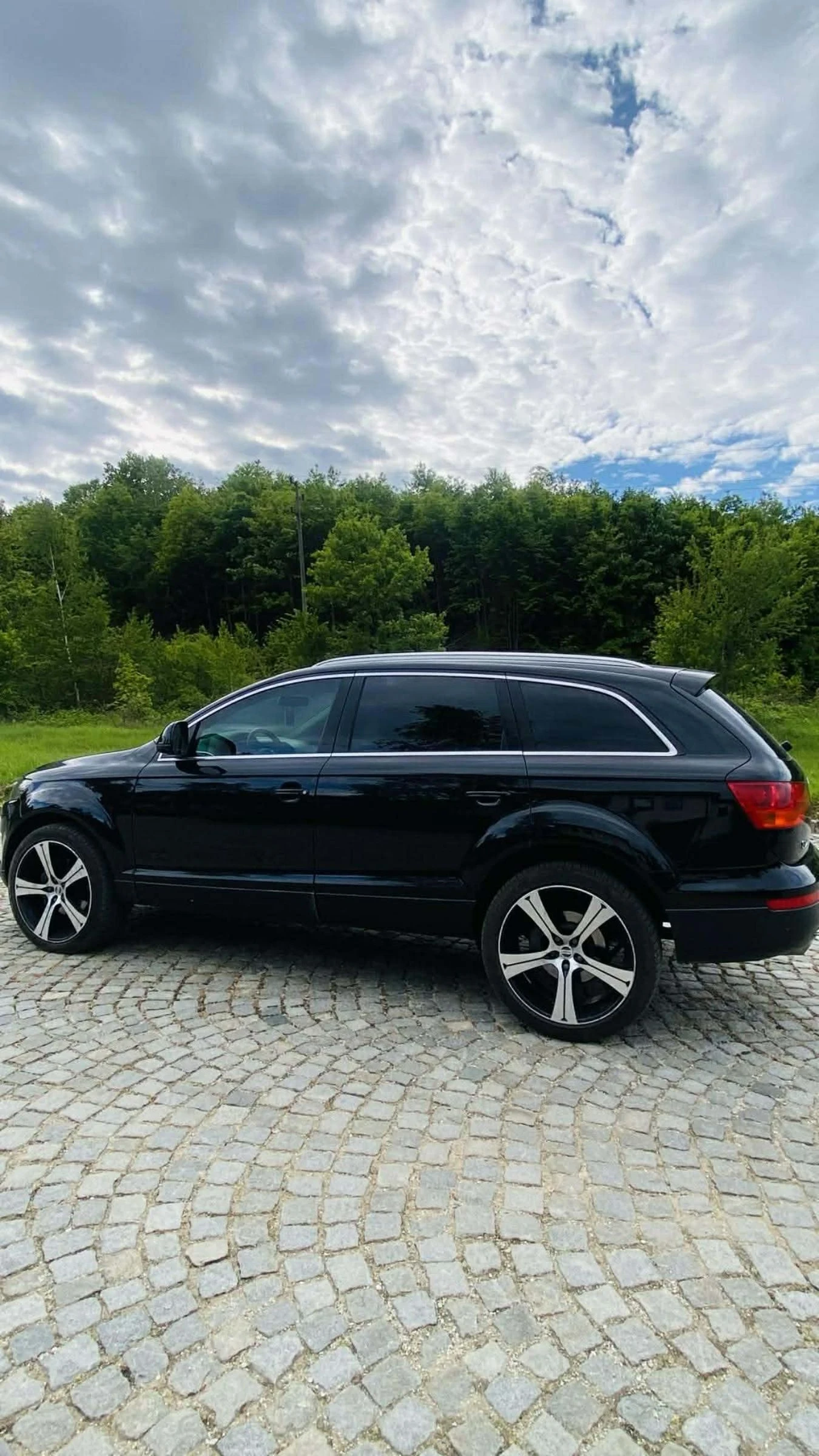 Audi Q7 3.0 TDI 233к.с  седем местен, снимка 16 - Автомобили и джипове - 54310538