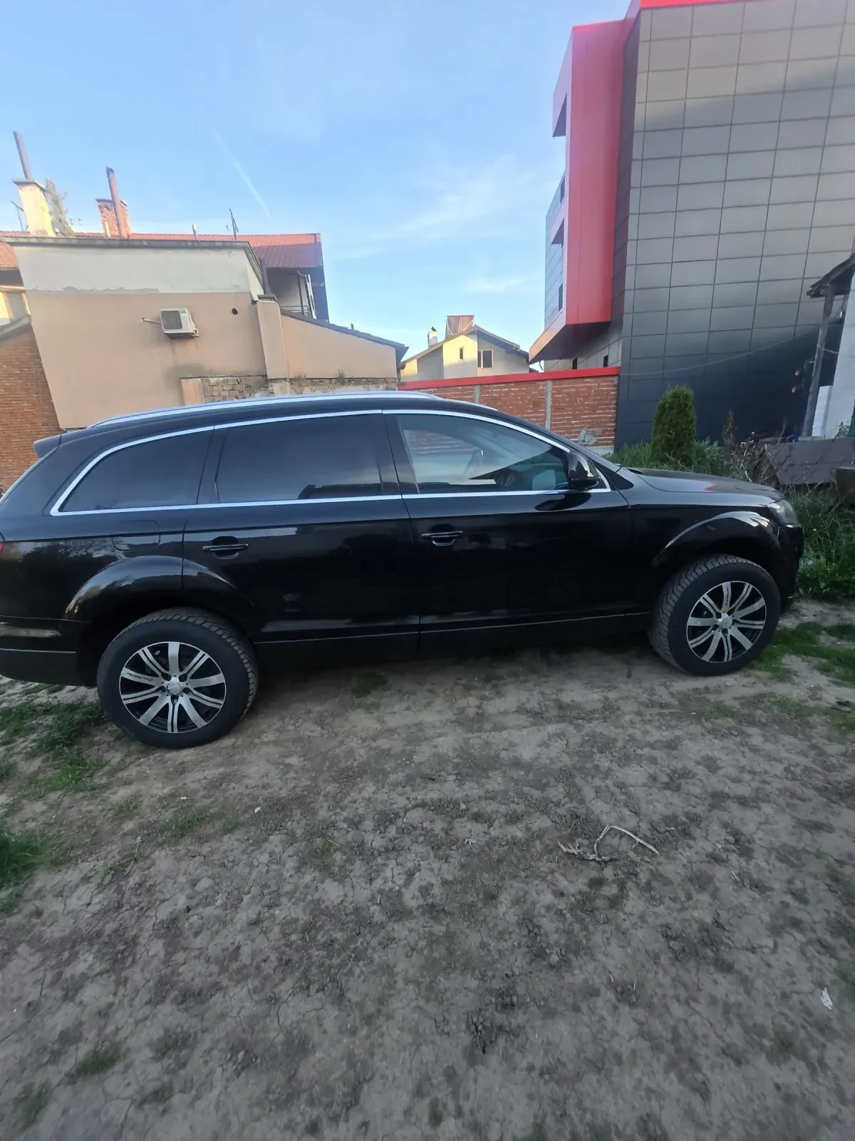 Audi Q7 3.0 TDI 233к.с  седем местен, снимка 9 - Автомобили и джипове - 54310538