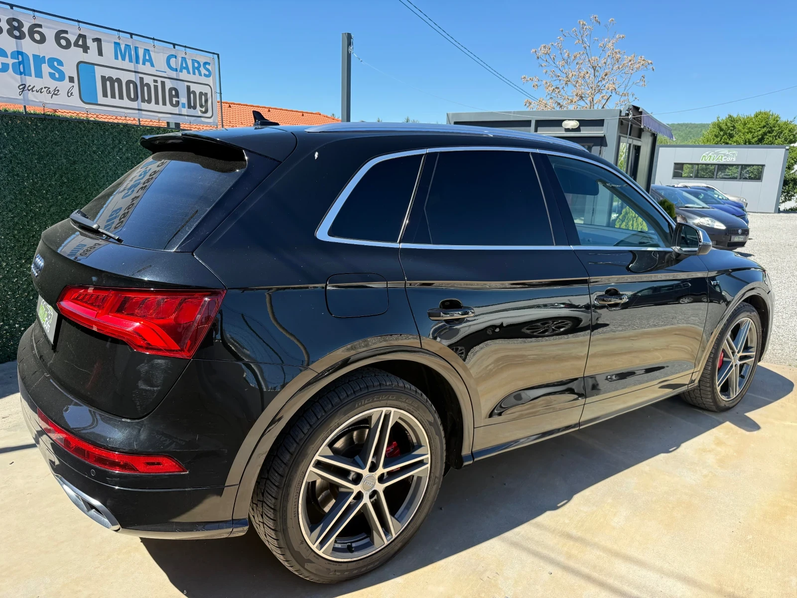 Audi SQ5 3.0TFSI* 354HP* ПАНОРАМА* B&O* РЕГ* ОБСЛУЖЕНА* , снимка 5 - Автомобили и джипове - 54604426