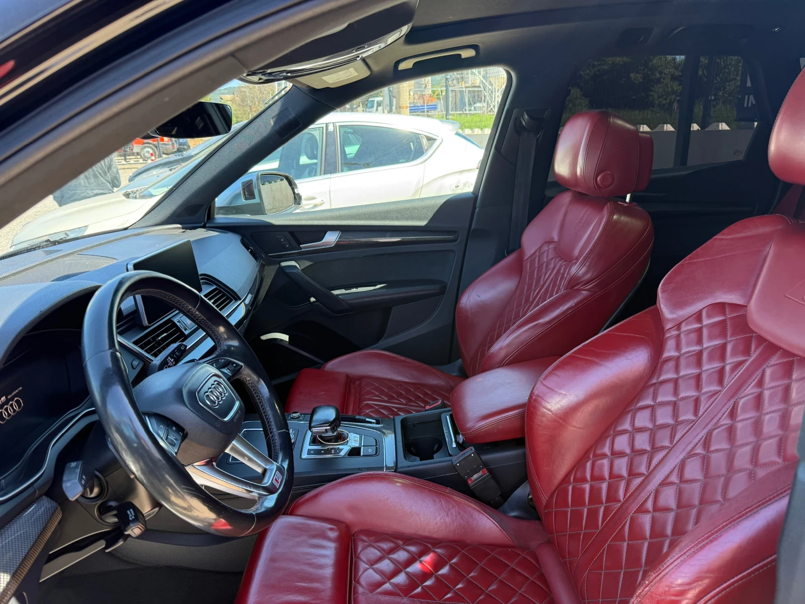 Audi SQ5 3.0TFSI* 354HP* ПАНОРАМА* B&O* РЕГ* ОБСЛУЖЕНА* , снимка 10 - Автомобили и джипове - 54604426