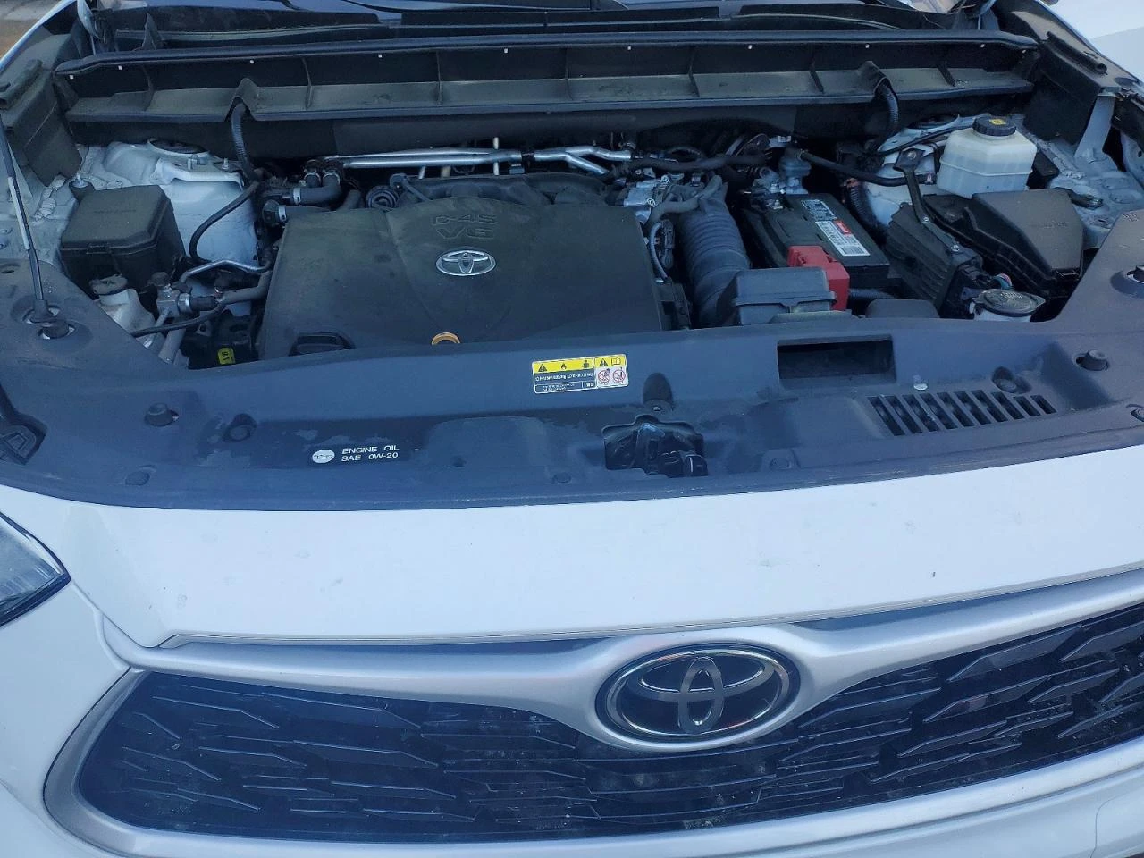 Toyota Highlander 3.5l Le, снимка 11 - Автомобили и джипове - 54731393