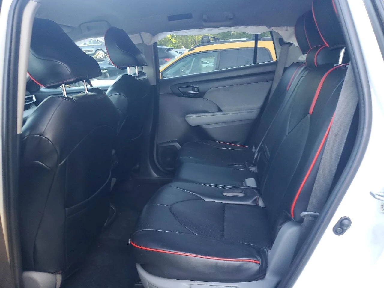 Toyota Highlander 3.5l Le, снимка 10 - Автомобили и джипове - 54731393