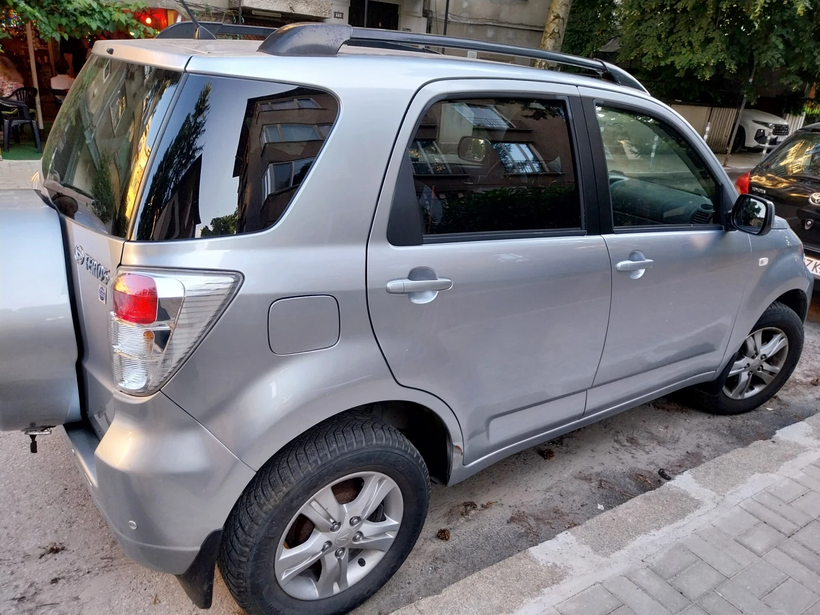 Daihatsu Terios, снимка 3 - Автомобили и джипове - 54856929