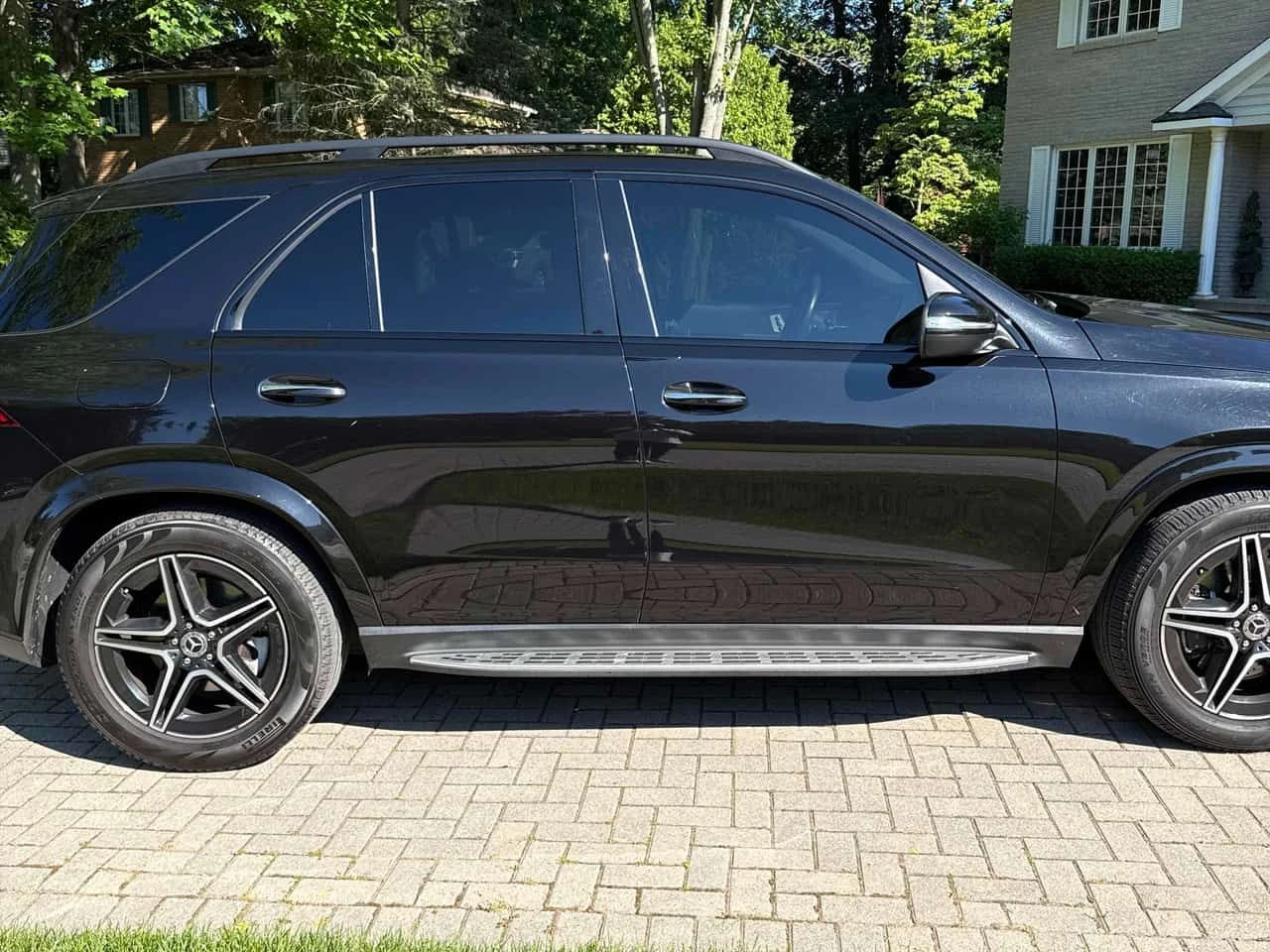 Mercedes-Benz GLE 350 BURMESTER * PANO * KEYLESS *  ПОДГРЕВИ * CARFAX, снимка 3 - Автомобили и джипове - 55073999