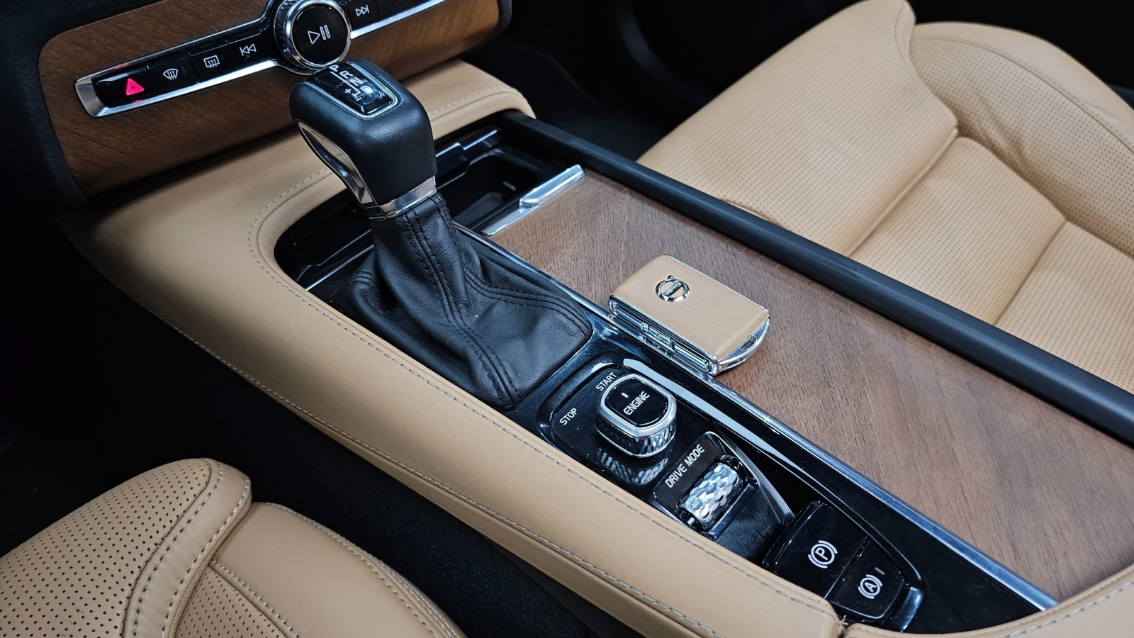 Volvo Xc90 D5* Inscription* Bowers & Wilkins* HeadUp* Pano*  | Mobile.bg � ����������� 9