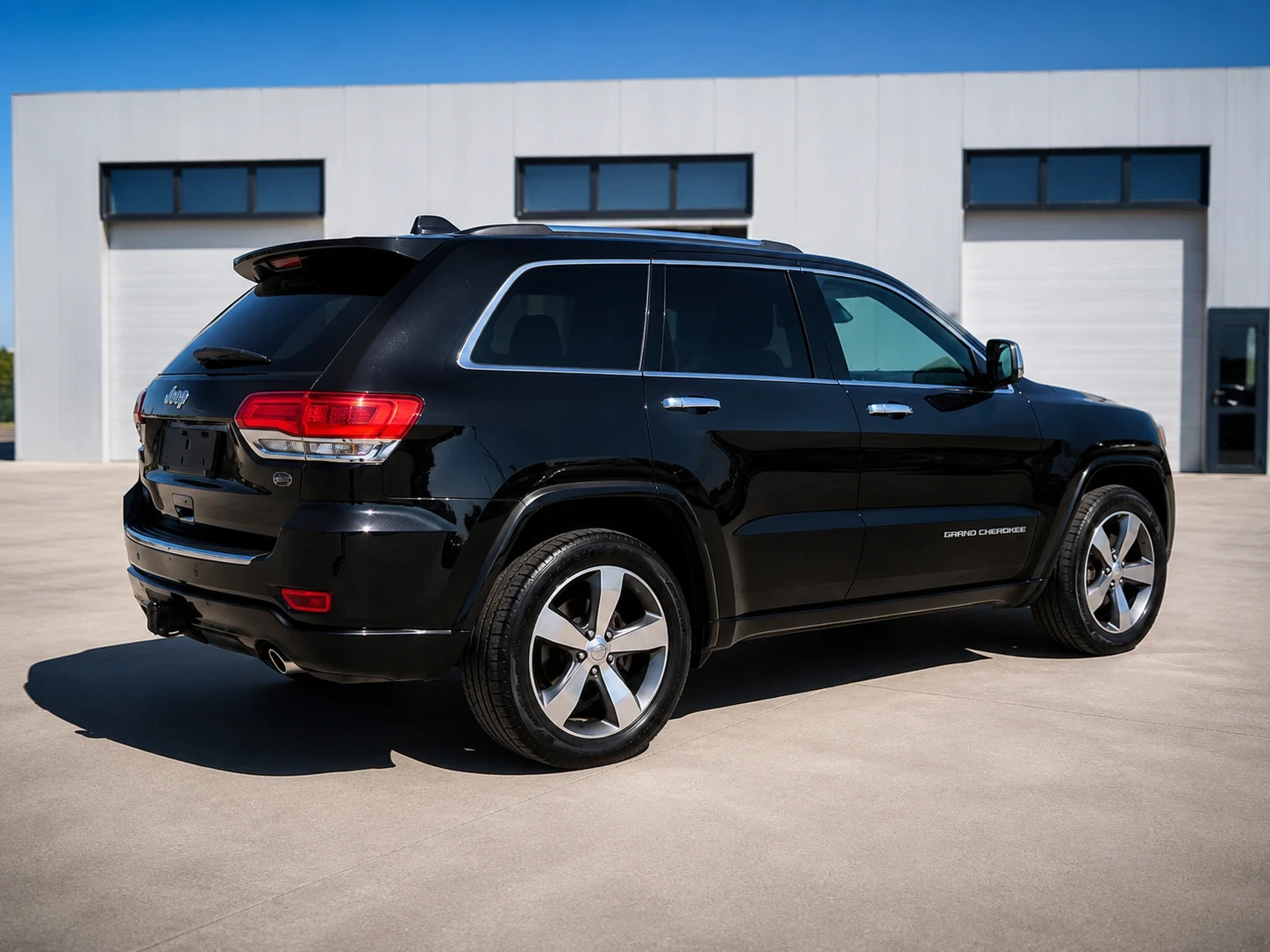 Jeep Grand cherokee Overland 5.7 ГАЗ, снимка 4 - Автомобили и джипове - 55292351