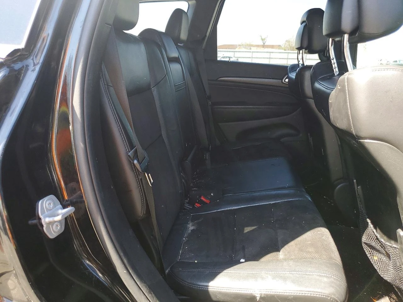 Jeep Grand cherokee 3.6l Laredo, снимка 11 - Автомобили и джипове - 55567025