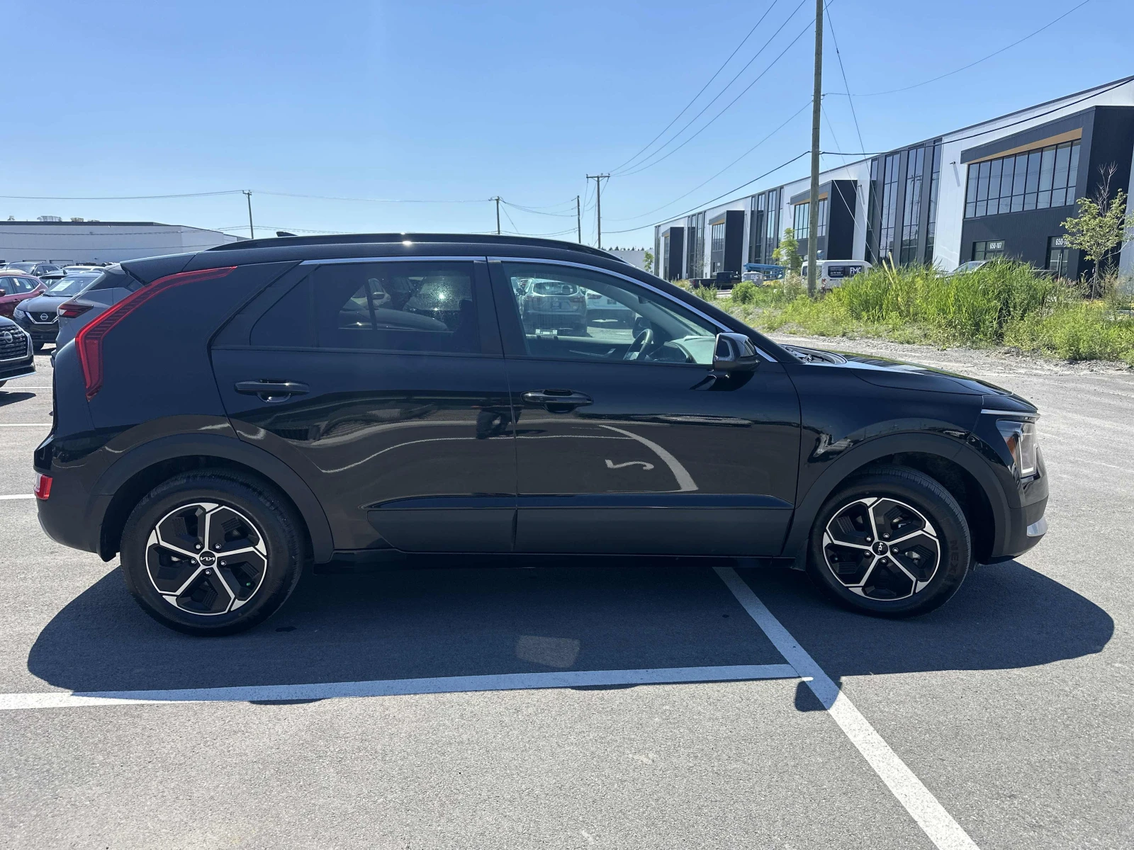 Kia Niro ПРОГНОЗНА ЦЕНА до БГ, снимка 3 - Автомобили и джипове - 55579034