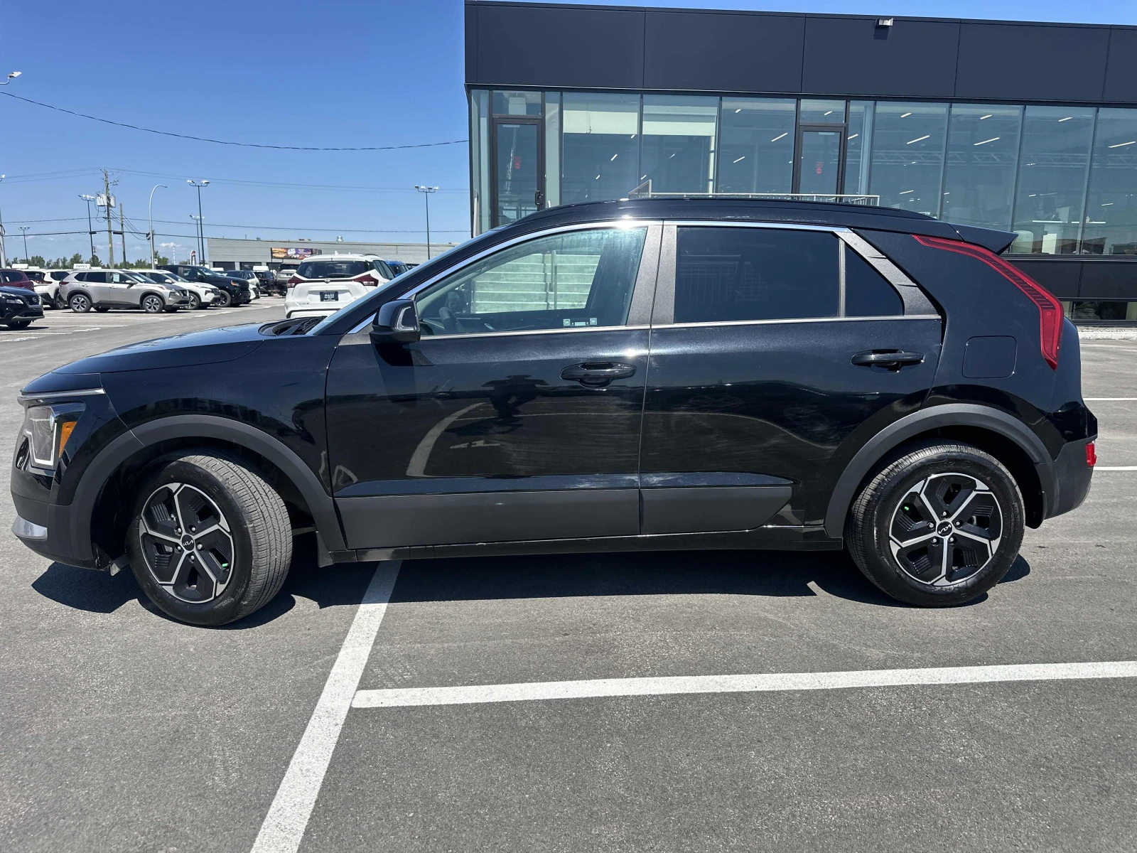 Kia Niro ПРОГНОЗНА ЦЕНА до БГ, снимка 2 - Автомобили и джипове - 55579034