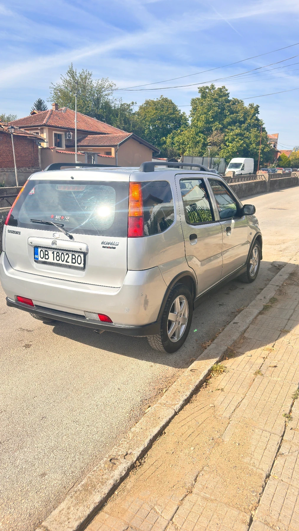 Suzuki Ignis Gas benzin, снимка 3 - Автомобили и джипове - 56389831
