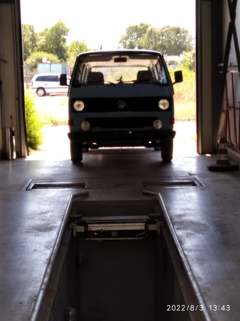 VW T3, снимка 2 - Бусове и автобуси - 52558288