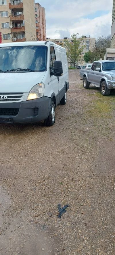 Iveco Daily 2.3 jtd клима, снимка 2 - Бусове и автобуси - 54650202