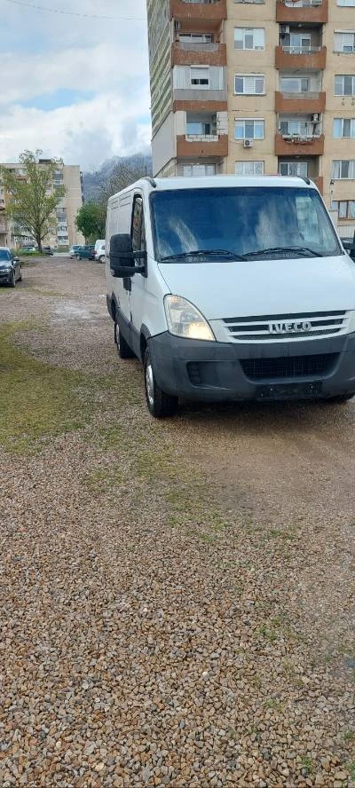 Iveco Daily 2.3 jtd клима, снимка 3 - Бусове и автобуси - 54650202