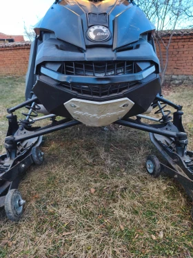 BRP Ski-Doo Summit 800, снимка 5