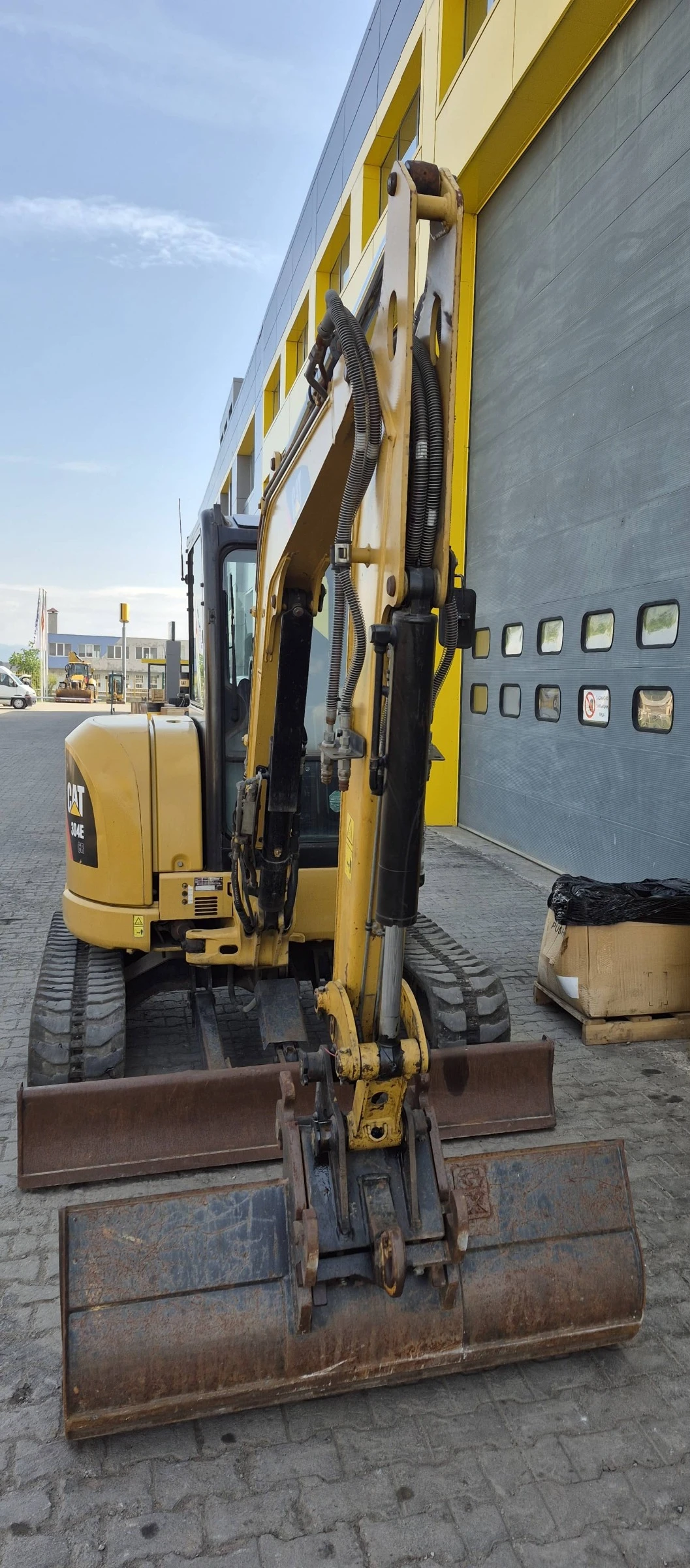 Багер Cat 304Е CR, снимка 8 - Индустриална техника - 47534668