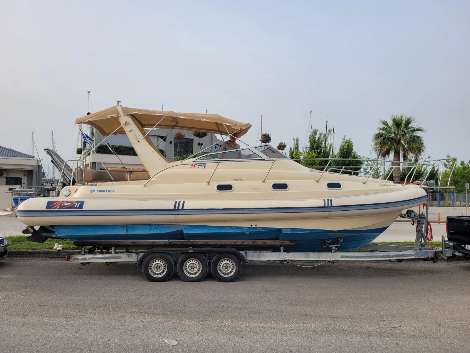 Моторна яхта Admiral Extrem 31, снимка 10 - Воден транспорт - 53765651