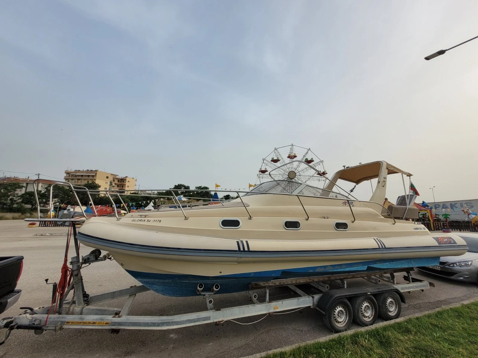 Моторна яхта Admiral Extrem 31, снимка 5 - Воден транспорт - 53765651