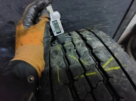 Гуми Всесезонни 235/75R17.5, снимка 3