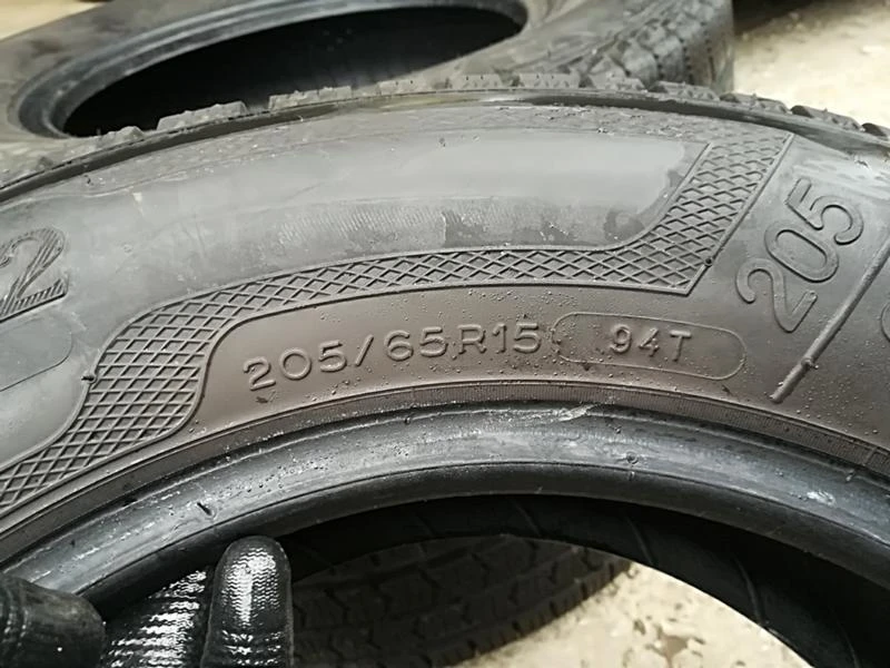 Гуми Зимни 205/65R15, снимка 6 - Гуми и джанти - 23685075