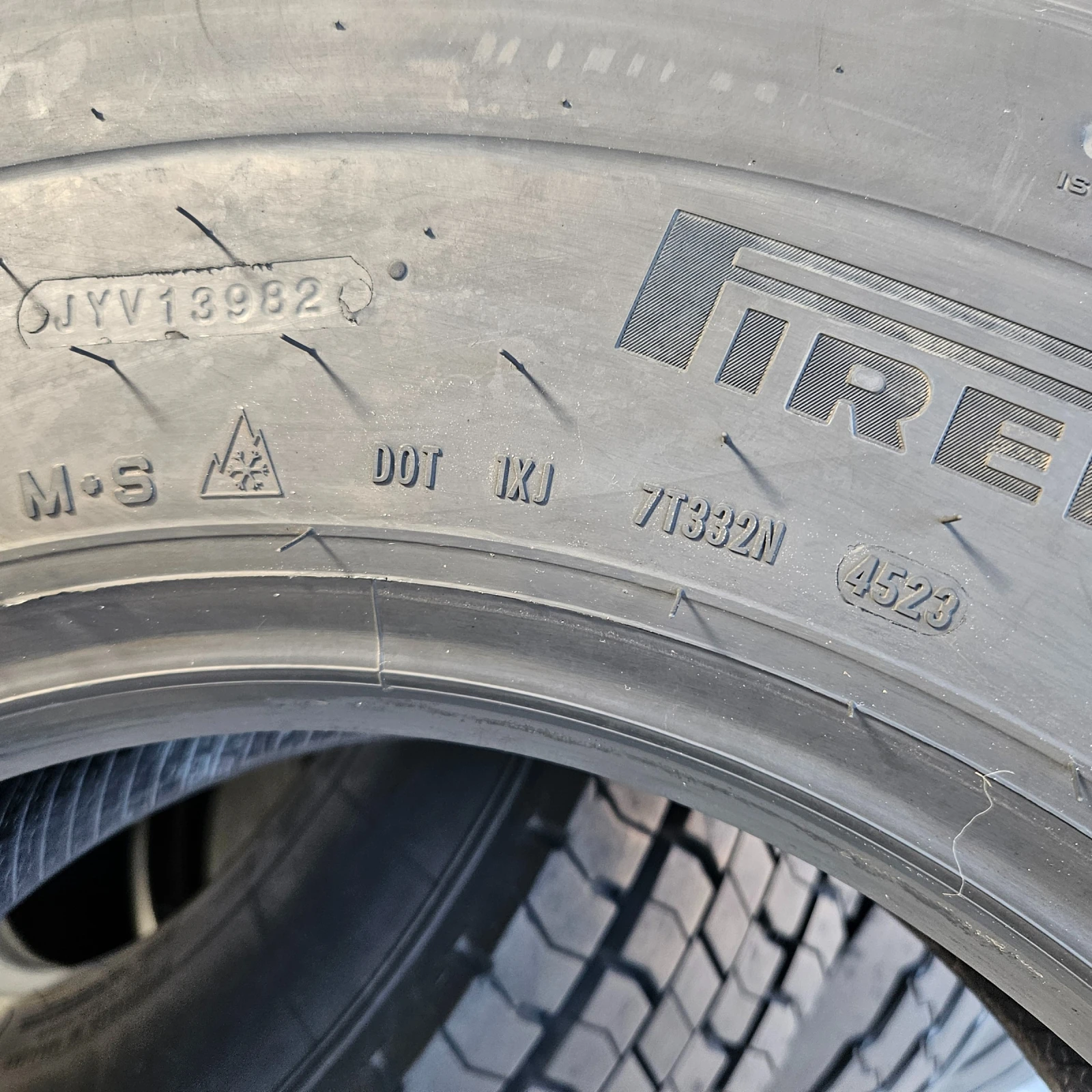  235/75R17.5 | Mobile.bg   11