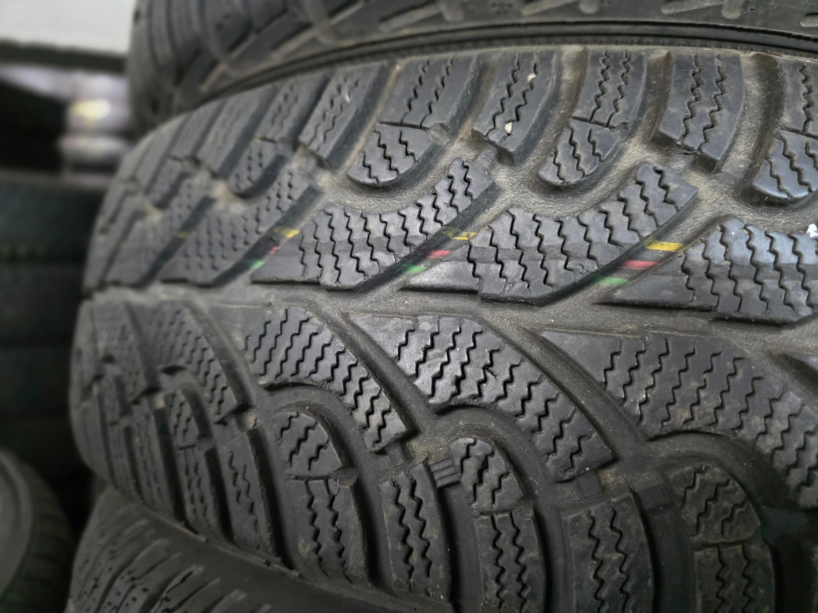 ���� 175/65R15 | Mobile.bg � ����������� 1