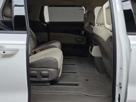 Kia Carnival 7-Seater Signature| 202к.с., снимка 11