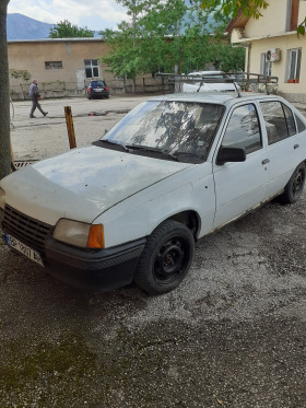 Opel Kadett, снимка 2