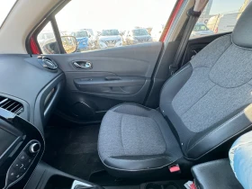 Renault Captur Intense, снимка 13