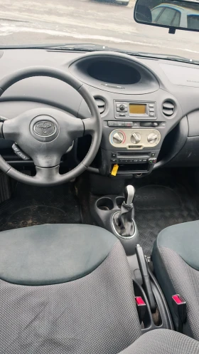 Toyota Yaris - 1350 € / 2640.37 лв. - 24361482 4