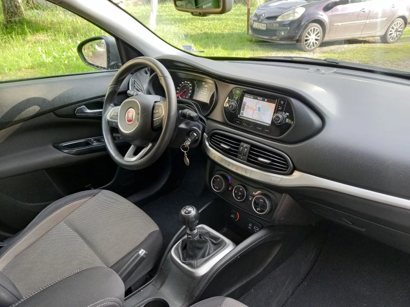 Fiat Tipo 1.6Mjet-120k-Navi- Camera-Euro6B, снимка 5 - Автомобили и джипове - 47527838