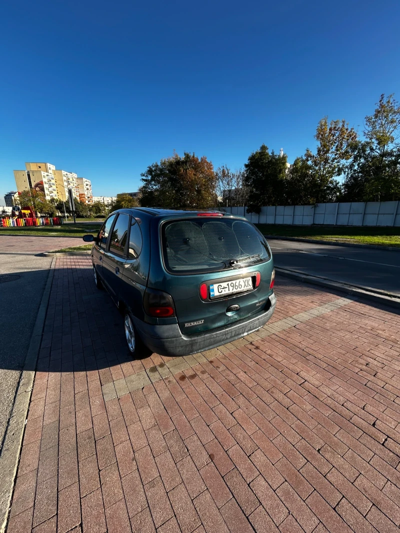 Renault Megane, снимка 4 - Автомобили и джипове - 47455636