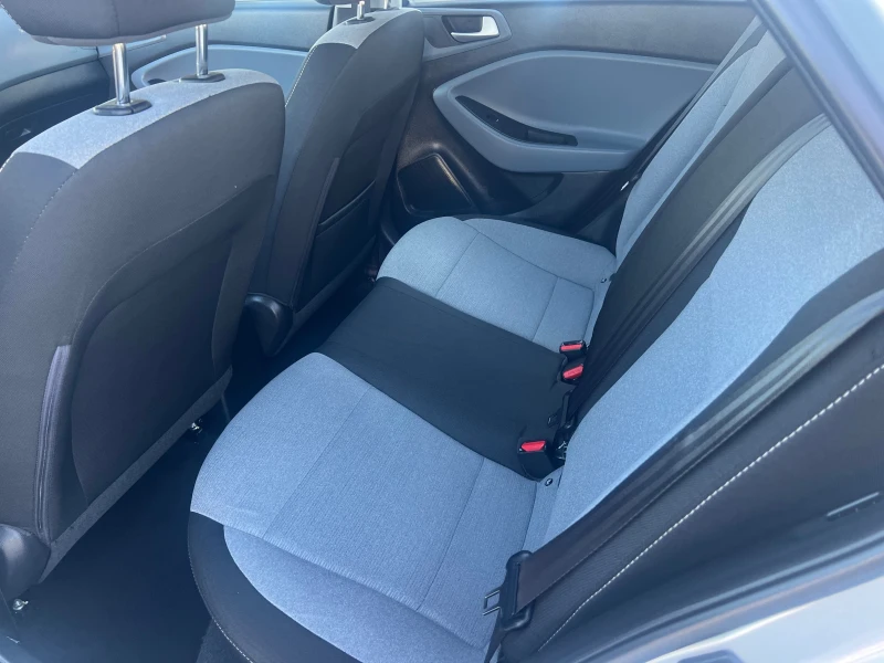 Hyundai I20 1.2i bi-fuel, снимка 8 - Автомобили и джипове - 52157596