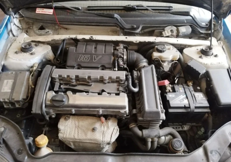 Citroen Saxo VTS 16v, снимка 13 - Автомобили и джипове - 52538405