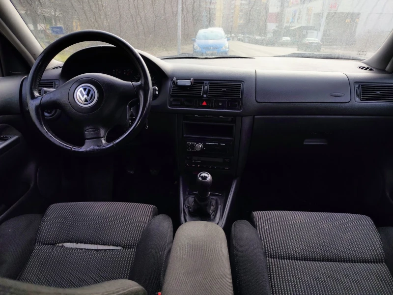 VW Golf 1.6 SR - TOP, снимка 7 - Автомобили и джипове - 53116082
