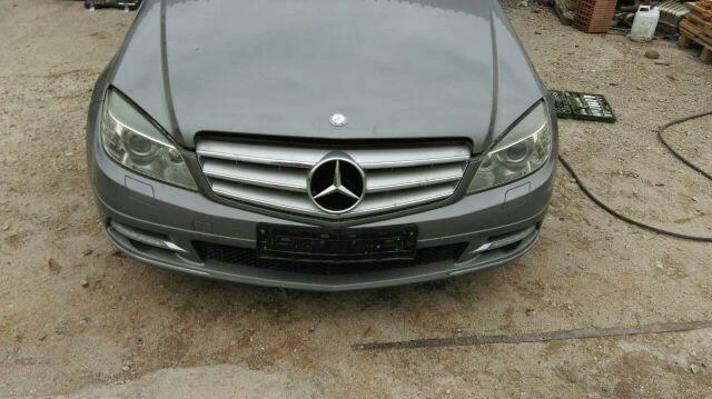 Mercedes-Benz C 220 ФЕЙС ЛИФТ, снимка 1 - Автомобили и джипове - 42072256