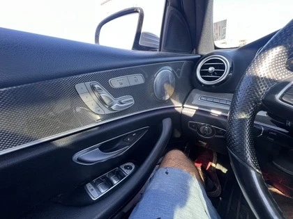 Mercedes-Benz E 400 4MATIC, снимка 9 - Автомобили и джипове - 53073306