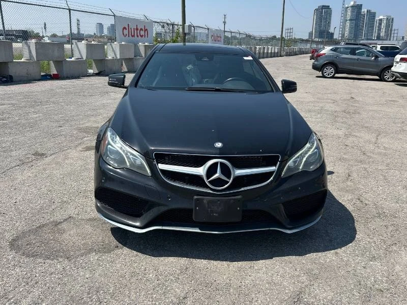 Mercedes-Benz E 400 * 4MATIC * 2 КЛЮЧА * КОМПЛЕКТ ГУМИ * CARFAX, снимка 2 - Автомобили и джипове - 55342611