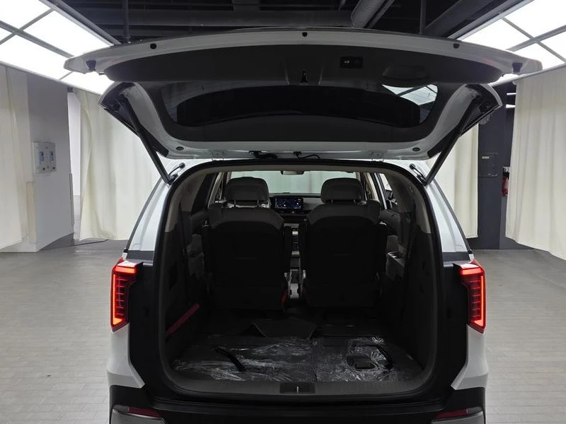 Kia Carnival 7-Seater Signature| 202к.с., снимка 17 - Автомобили и джипове - 55940993