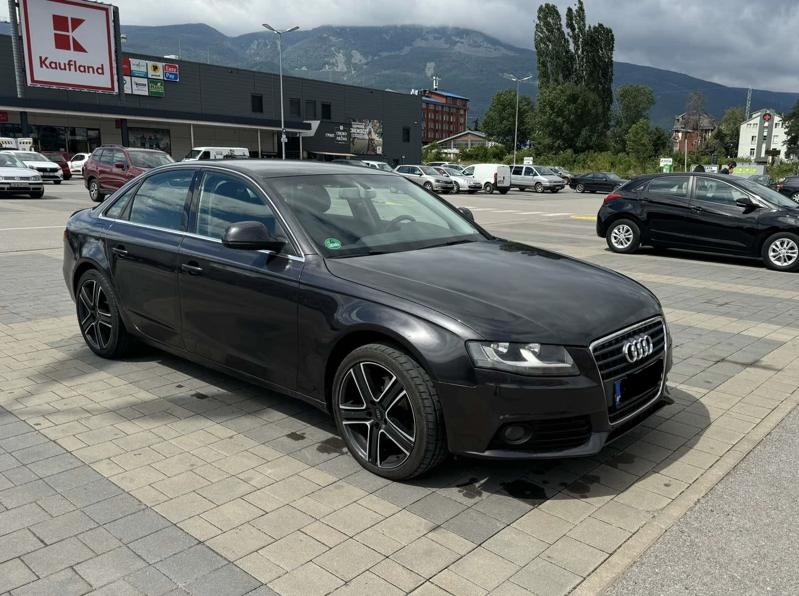 Audi A4 1.8i - изображение 2