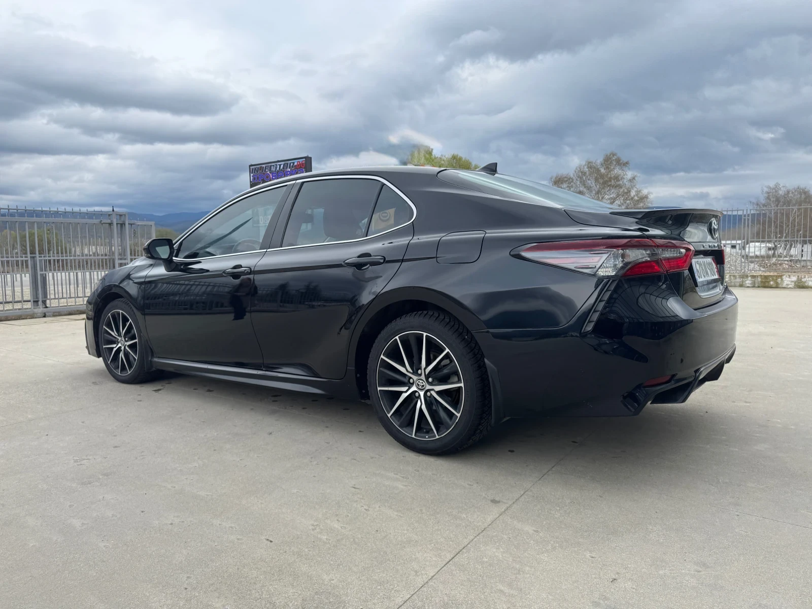 Toyota Camry 2.5i Special Edition - изображение 5